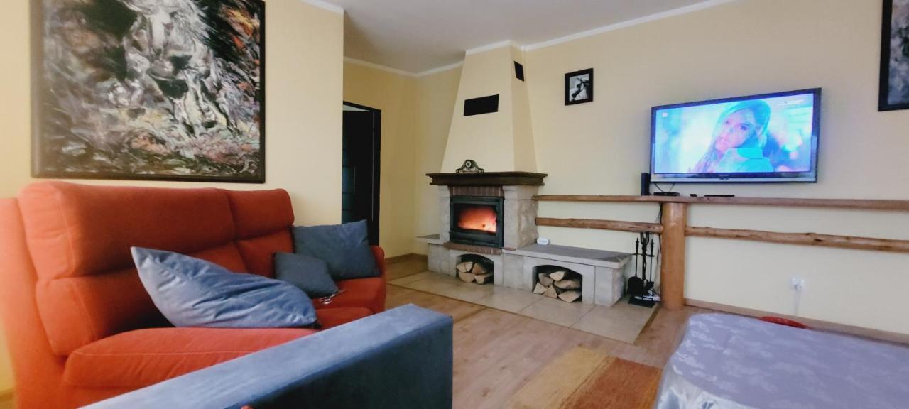 Apartament Alcatraz Z Kominkiem קאמיינה גורה מראה חיצוני תמונה
