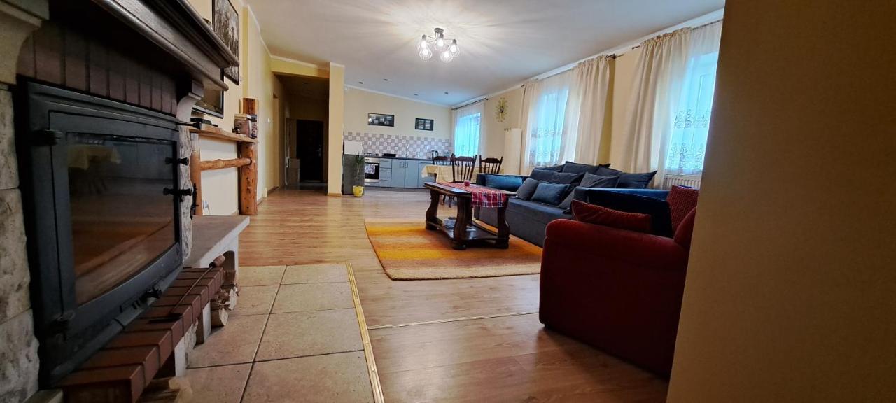 Apartament Alcatraz Z Kominkiem קאמיינה גורה מראה חיצוני תמונה