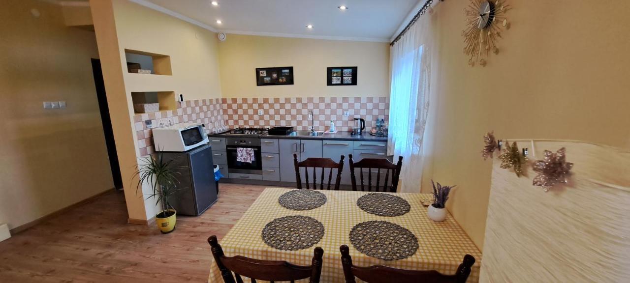 Apartament Alcatraz Z Kominkiem קאמיינה גורה מראה חיצוני תמונה